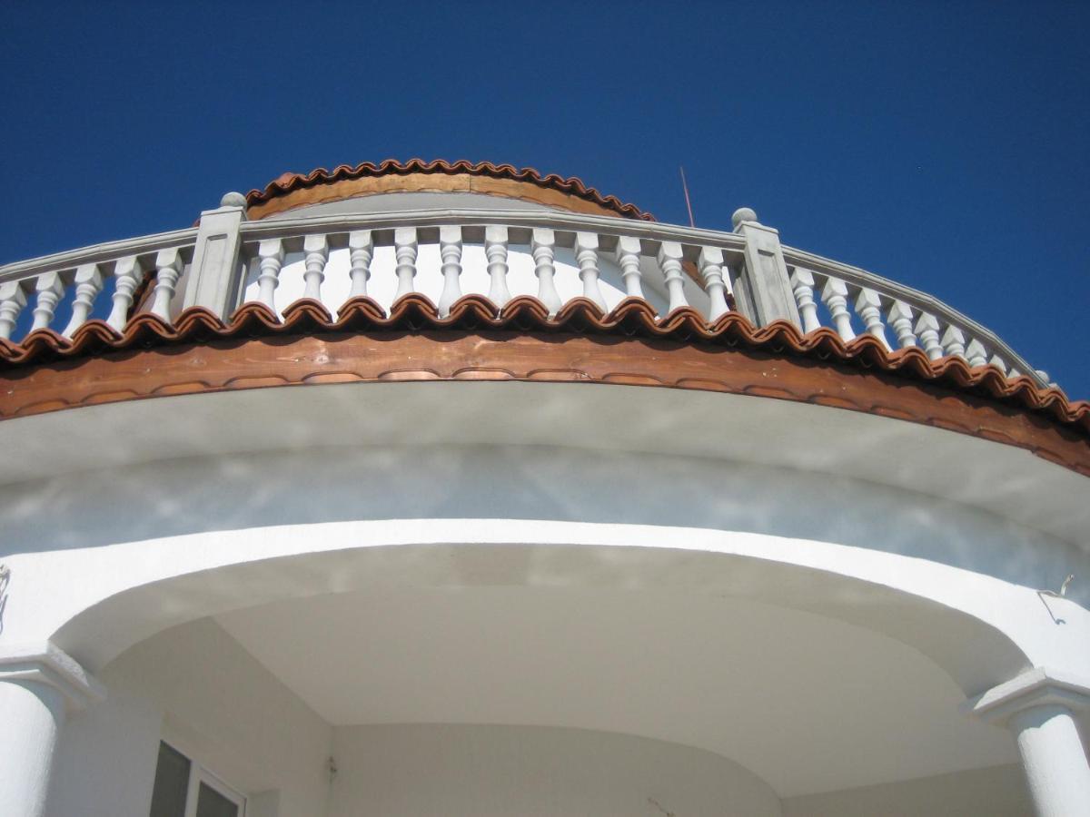 Villa Sky Music Obzor Exteriör bild